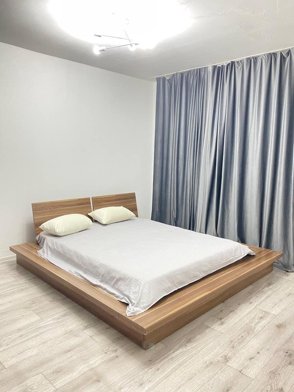 Квартира Для Большой Семьи Almaty Exterior photo
